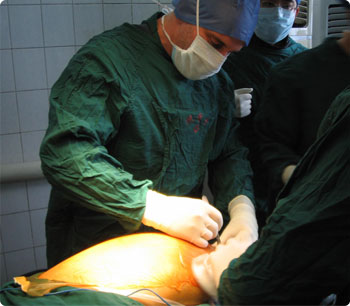 Stuart Gold, MD - Operating in China, Orthopedic Surgeon